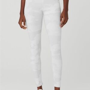 ALO Hight Waist White Camouflage Vapor Legging